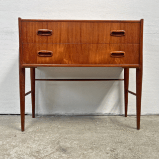 Ladekast op pootjes – teak | jaren ‘60