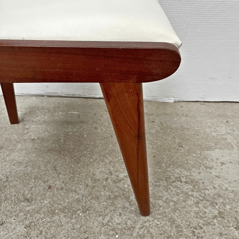 Set (2) eetkamerstoelen teak – wit skai | jaren ‘60 - Afbeelding 4