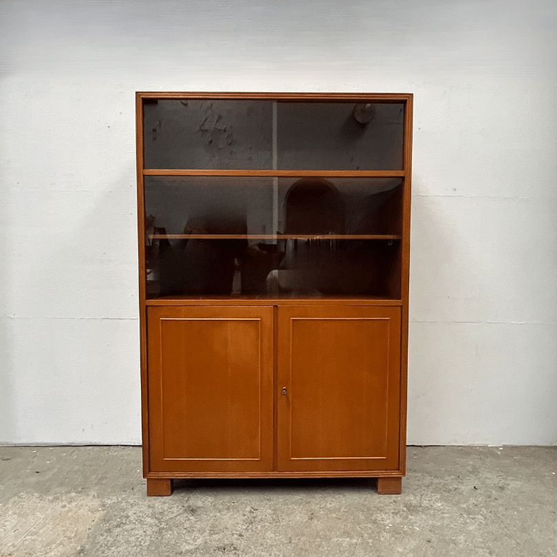 Hoge kast met 2 vitrines - hout | jaren ‘60