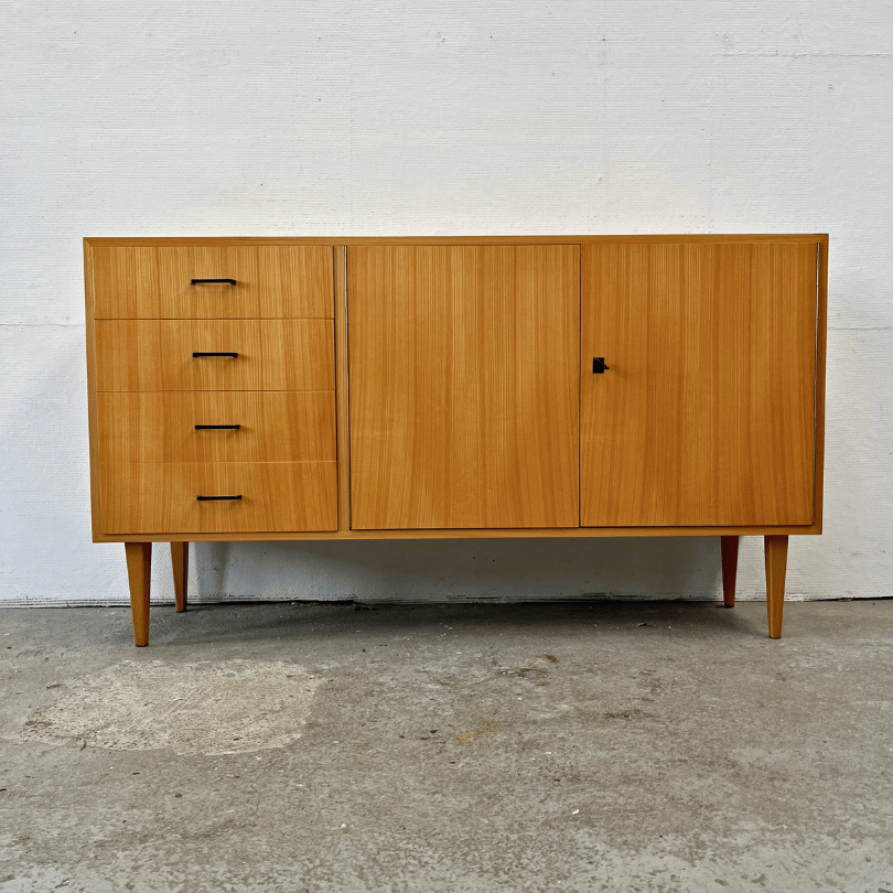 Dressoir – licht hout | jaren ‘60