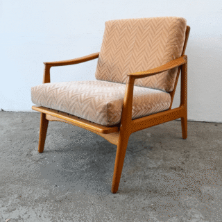 Fauteuil – hout, roze velour | jaren ‘60