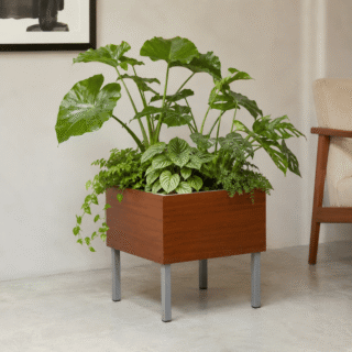 Plantenbak op pootjes | jaren ‘60