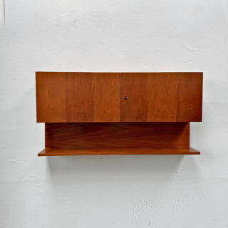 Wandkast met extra plank | jaren ‘60