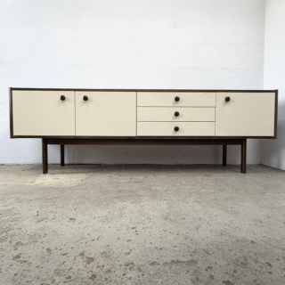 Dressoir donker hout, wit – 250cm | jaren ‘70